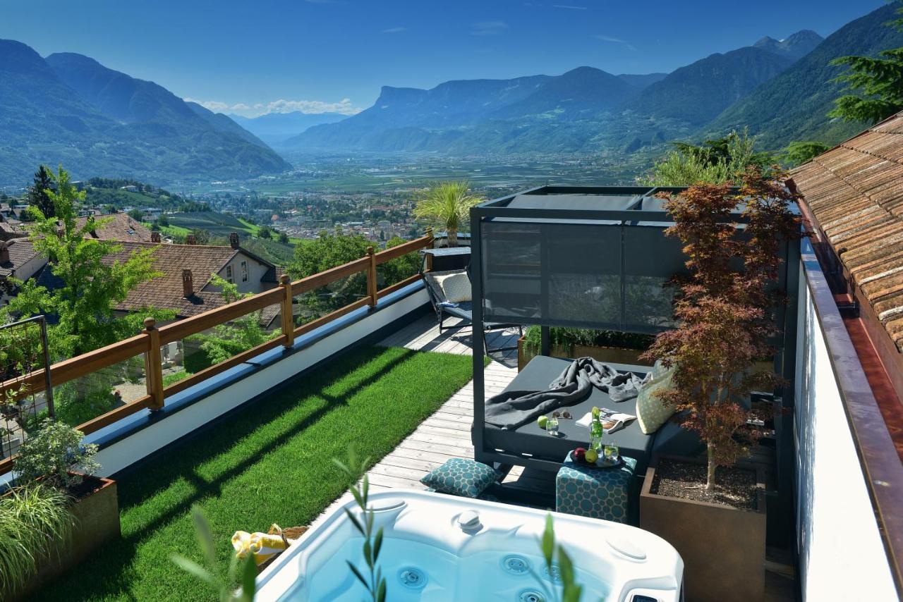 Small Hotel Sonne Tirolo Extérieur photo