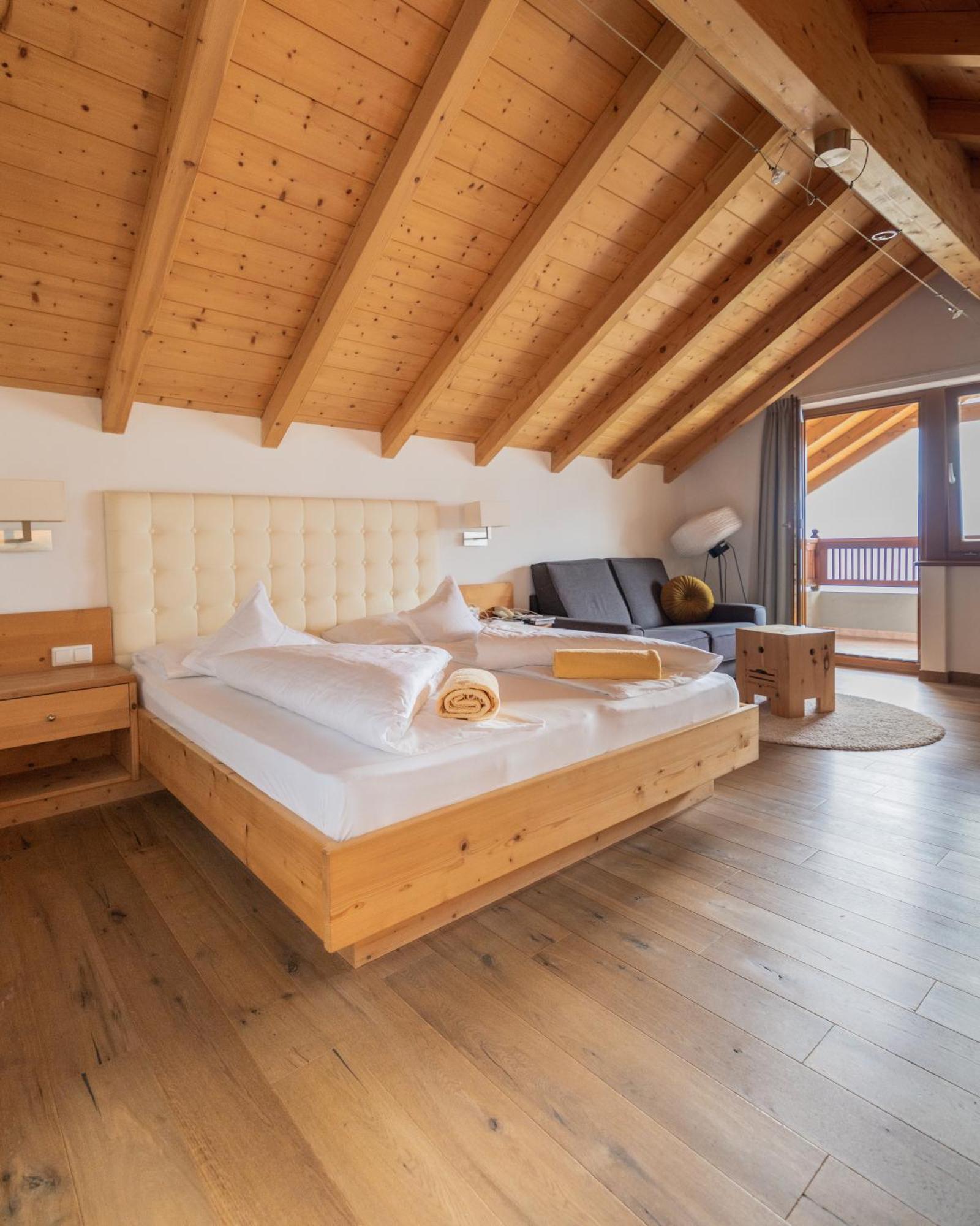 Small Hotel Sonne Tirolo Extérieur photo