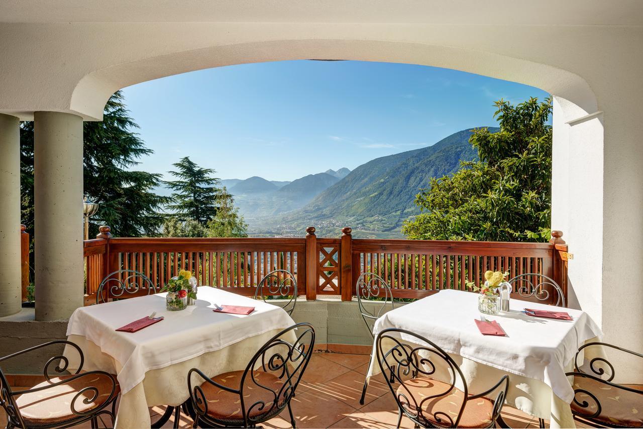 Small Hotel Sonne Tirolo Extérieur photo
